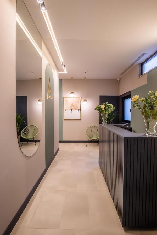 Allure Boutique Hotel Tirana Extérieur photo