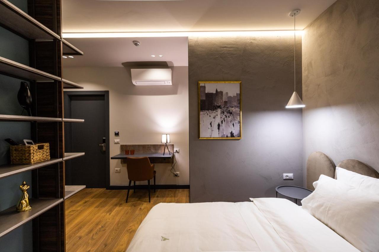 Allure Boutique Hotel Tirana Extérieur photo