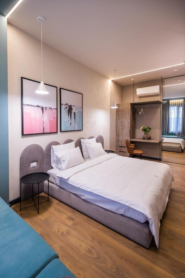 Allure Boutique Hotel Tirana Extérieur photo