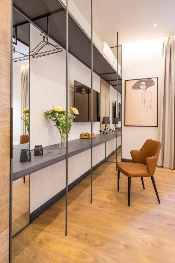 Allure Boutique Hotel Tirana Extérieur photo