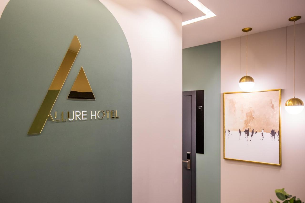 Allure Boutique Hotel Tirana Extérieur photo