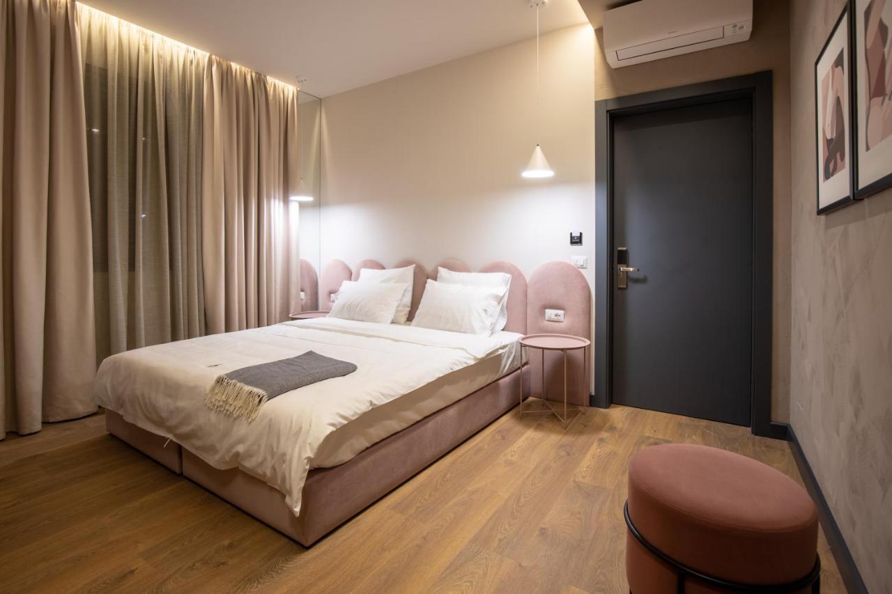 Allure Boutique Hotel Tirana Extérieur photo