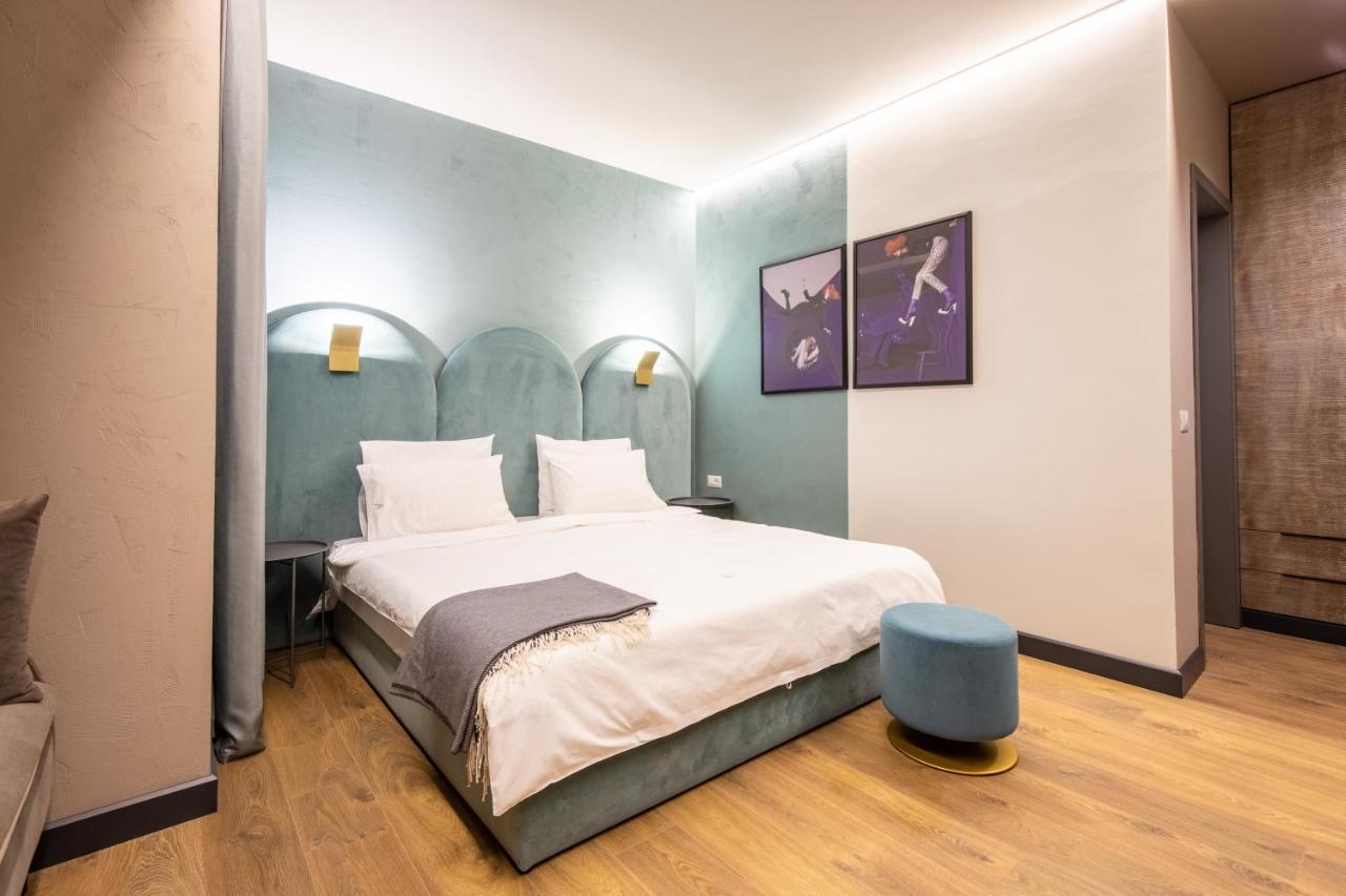 Allure Boutique Hotel Tirana Extérieur photo