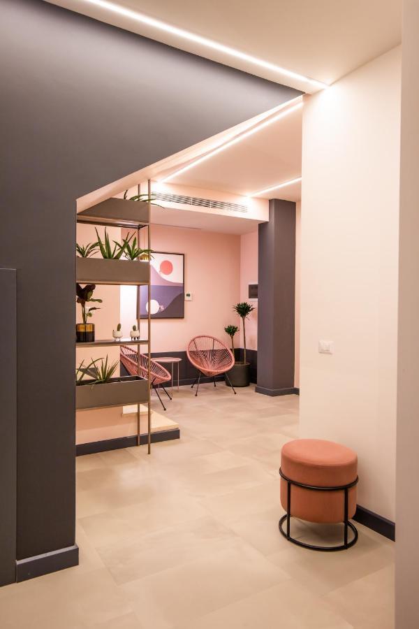 Allure Boutique Hotel Tirana Extérieur photo
